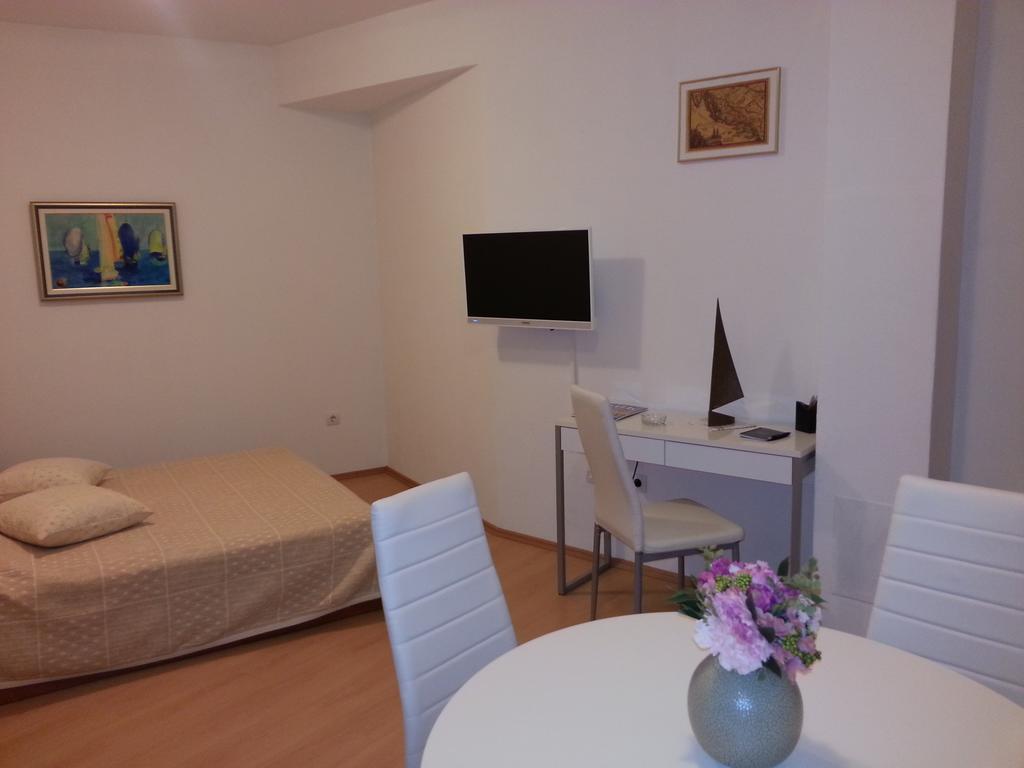 New Studio Apartments Trlaja Šibenik Pokoj fotografie