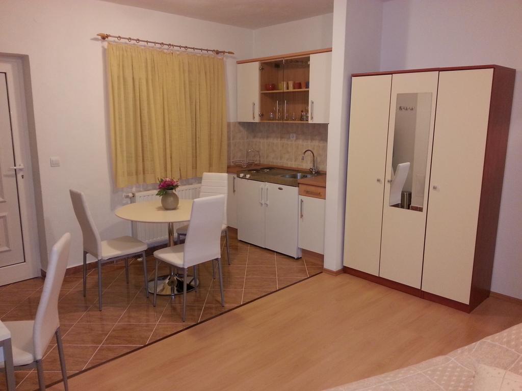 New Studio Apartments Trlaja Šibenik Pokoj fotografie